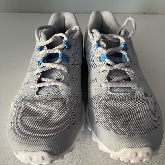 Reebok Women’s Trainer - Picture 7 of 8